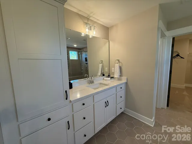 $579,500 | 5104 Verona Road, Charlotte, NC 28213