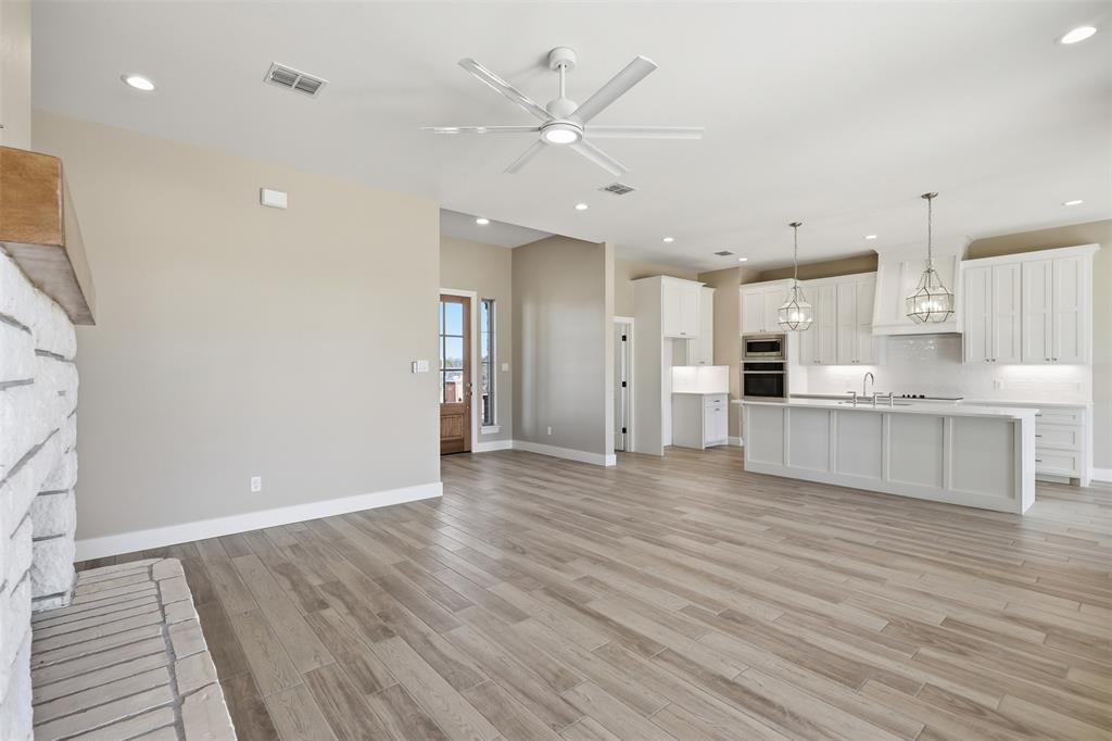 1221 Green Elm Road Graford, TX 76449 - Photo 8 of 39