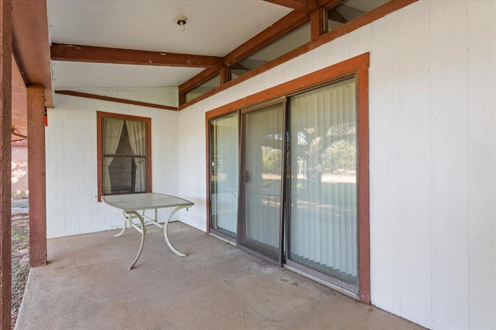208 South Hedwig Street Riesel, TX 76682 - Photo 27 of 31 View of patio
