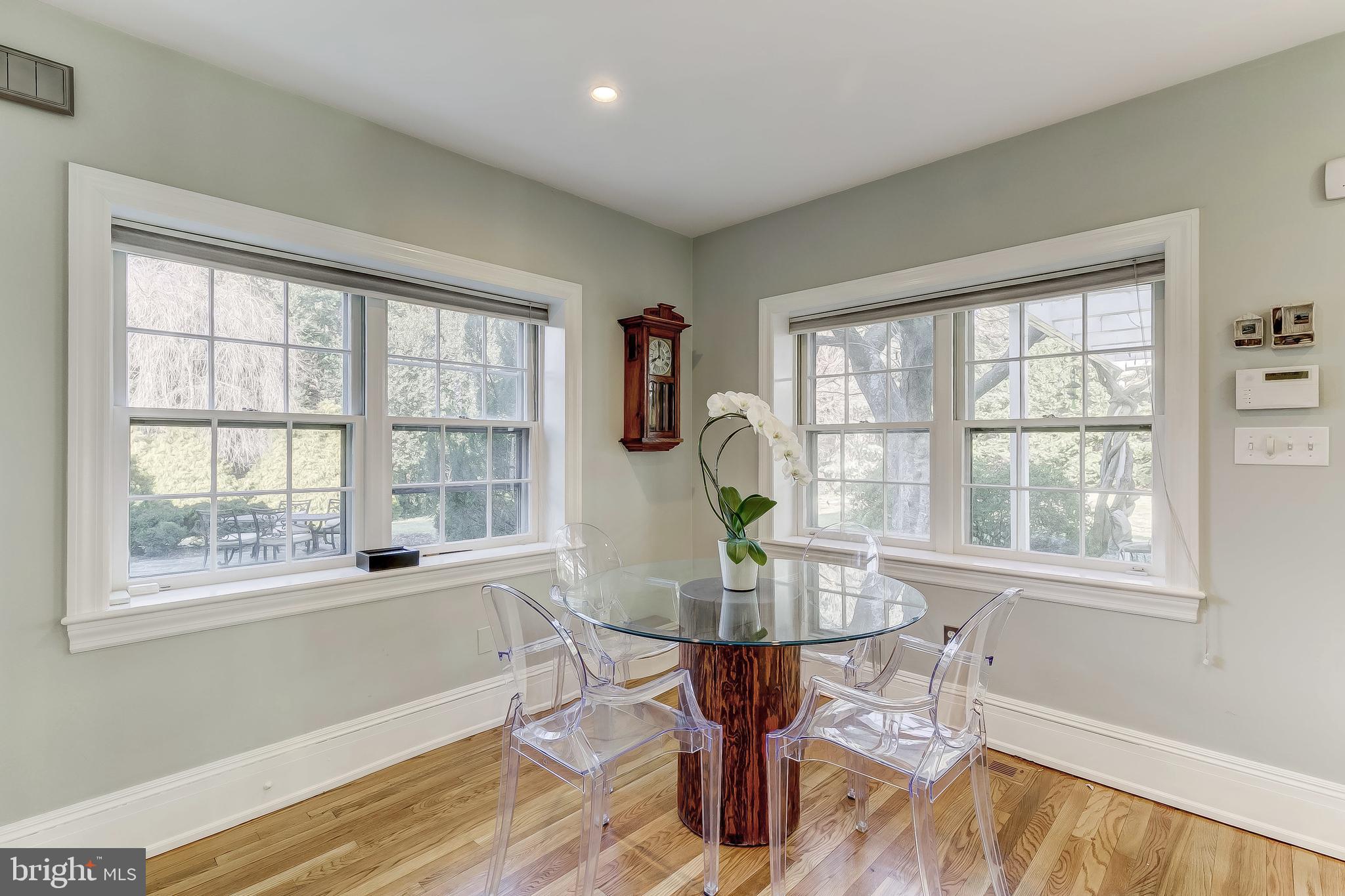 10 Whitfield Road Baltimore, MD 21210 - Photo 20 of 53 Kitchen Breakfast Area