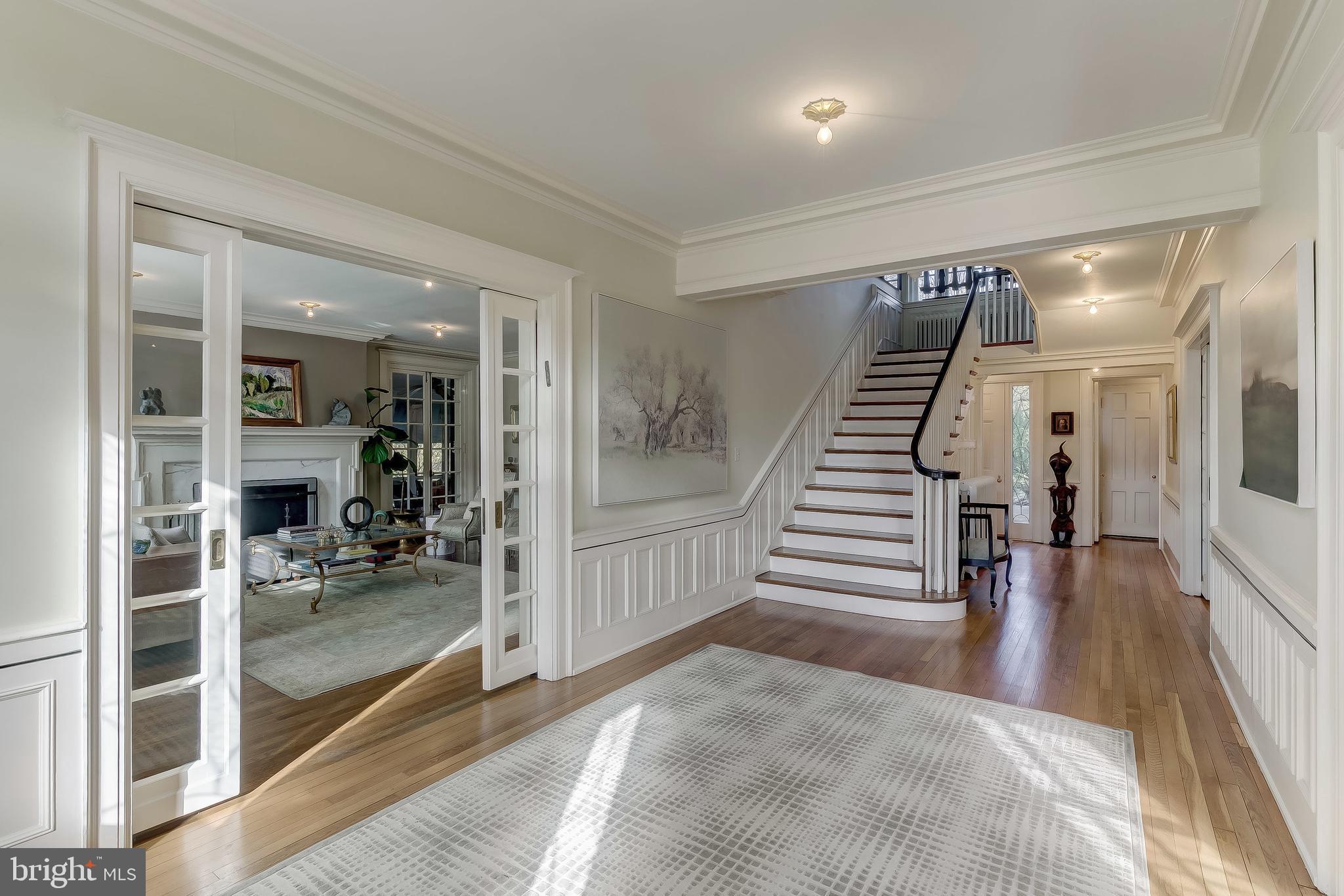 10 Whitfield Road Baltimore, MD 21210 - Photo 3 of 53 Foyer