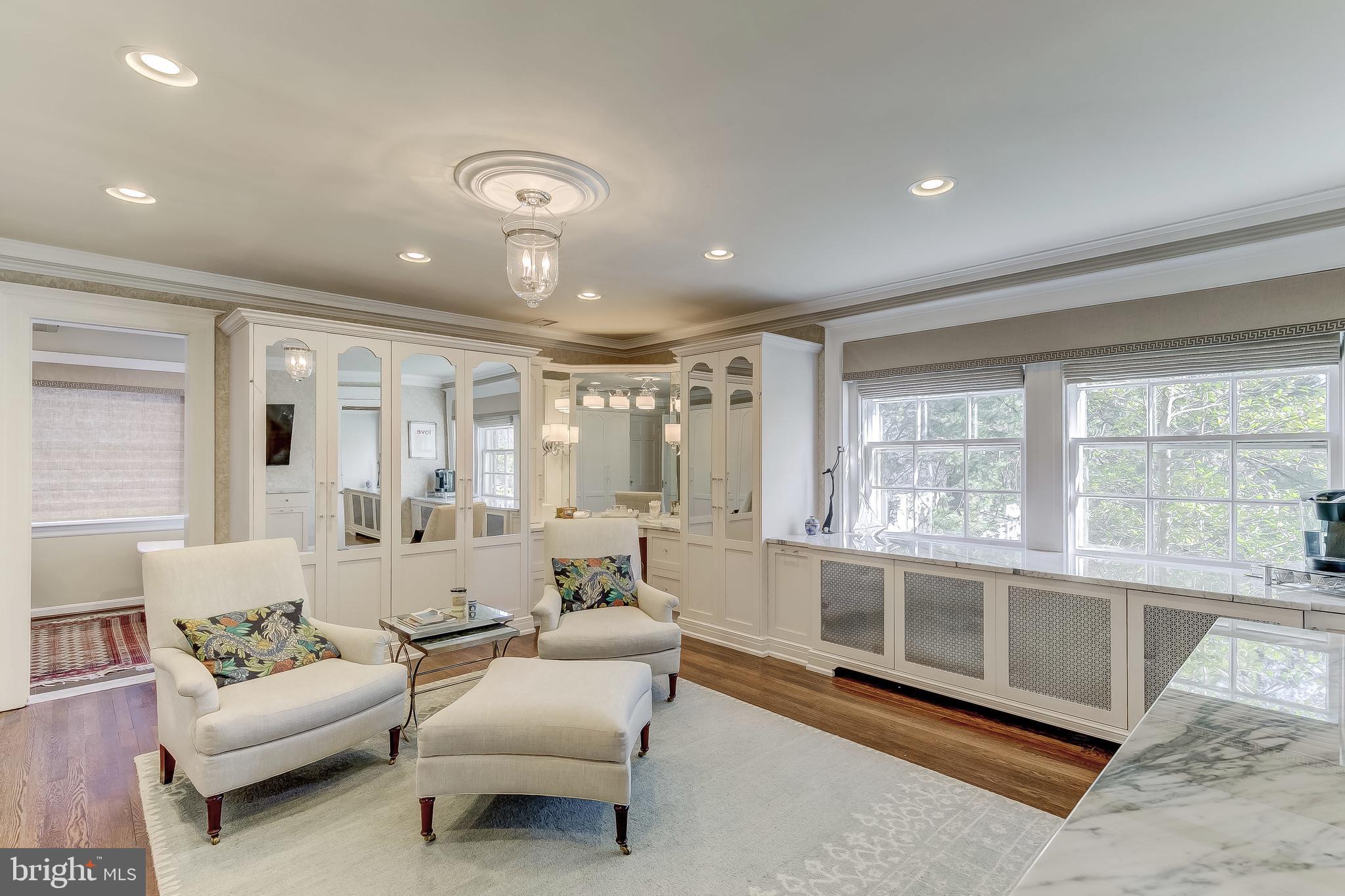 10 Whitfield Road Baltimore, MD 21210 - Photo 30 of 53 Master Dressing Room