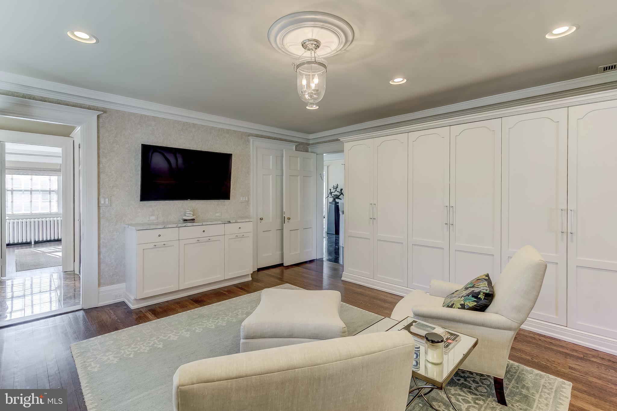 10 Whitfield Road Baltimore, MD 21210 - Photo 31 of 53 Dressing Room