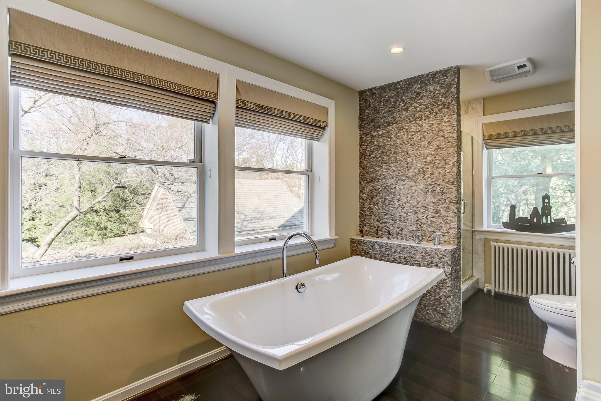 10 Whitfield Road Baltimore, MD 21210 - Photo 32 of 53 Master Bath