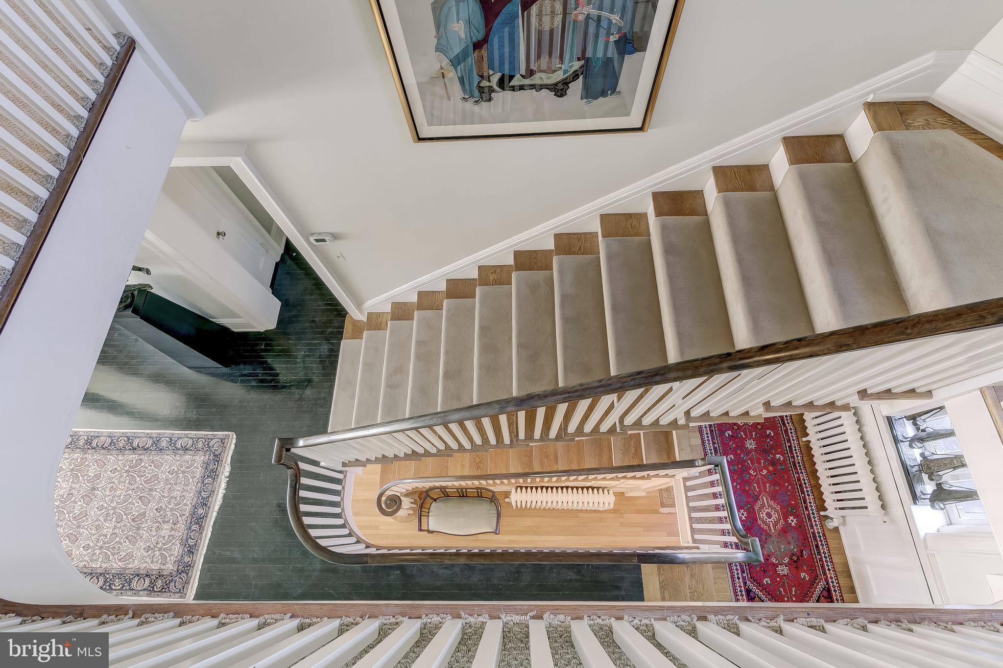 10 Whitfield Road Baltimore, MD 21210 - Photo 40 of 53 Staircase