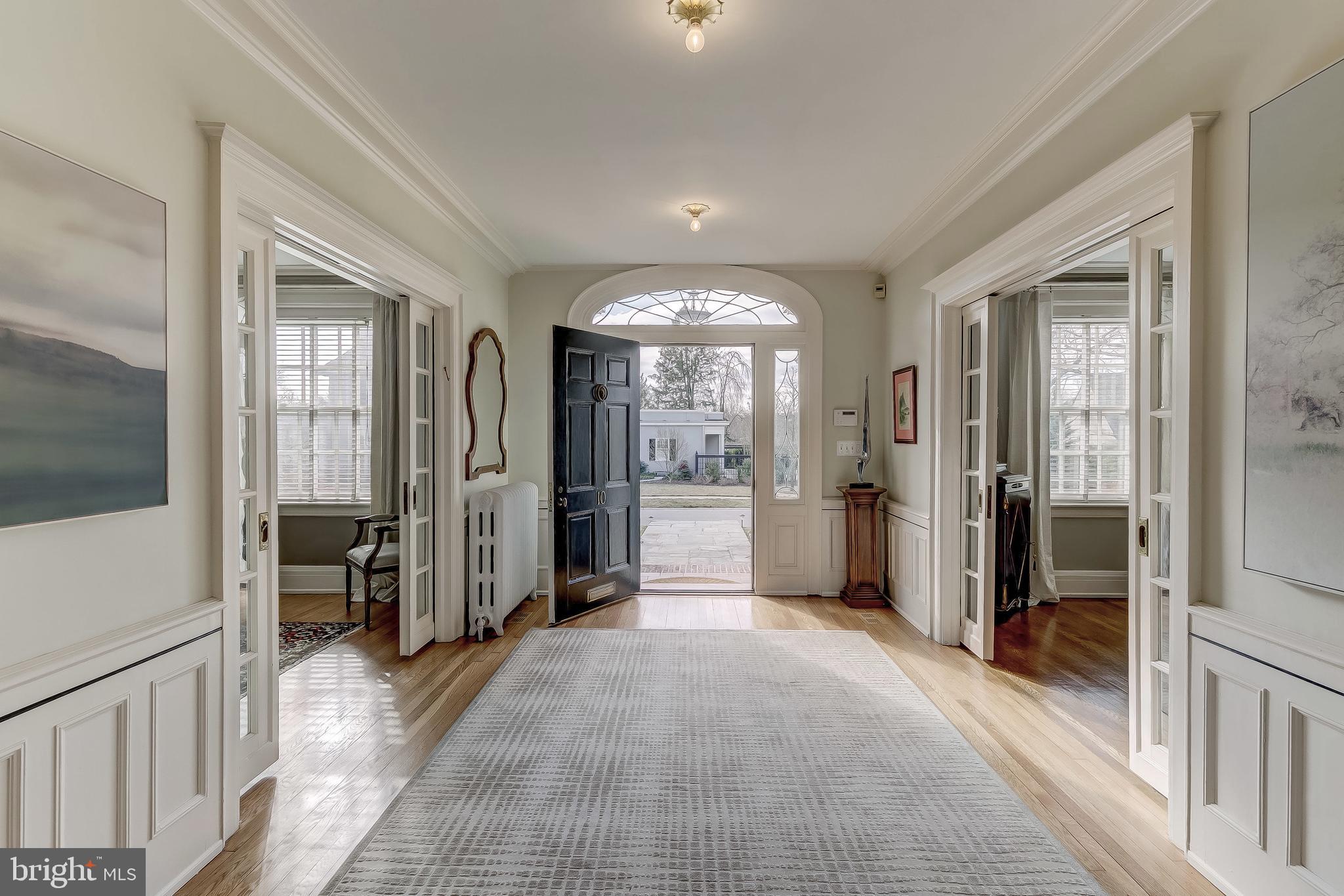 10 Whitfield Road Baltimore, MD 21210 - Photo 5 of 53 Foyer