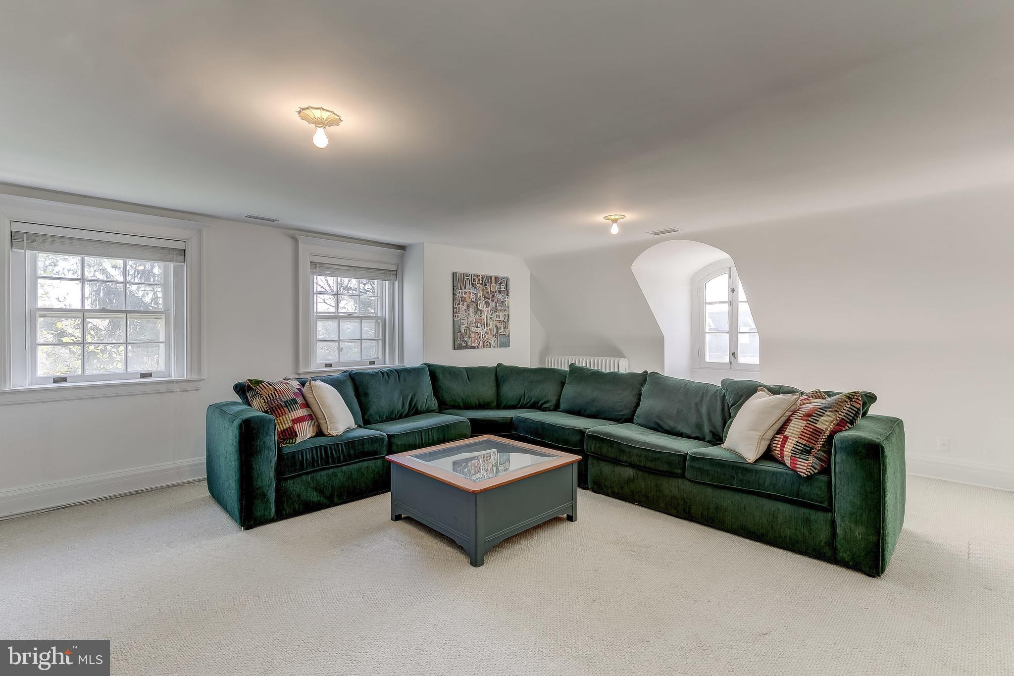 10 Whitfield Road Baltimore, MD 21210 - Photo 41 of 53 Bedroom