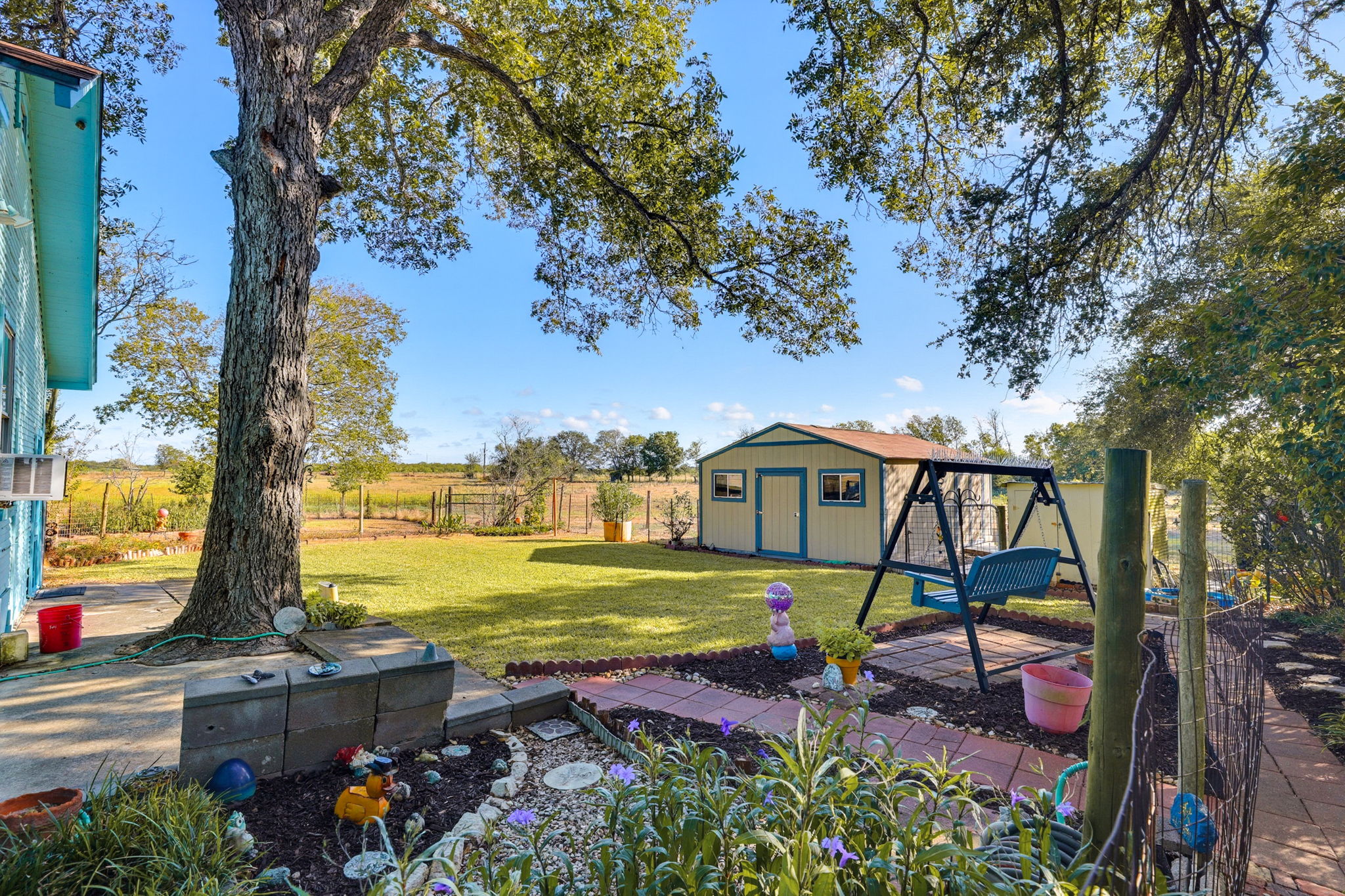 616 Lay Road Lockhart, TX 78644 - Photo 6 of 40 Gallery Image 6