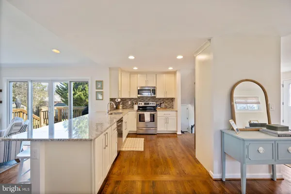 $515,000 | 6 Pickett Road, Lutherville-Timonium, MD 21093