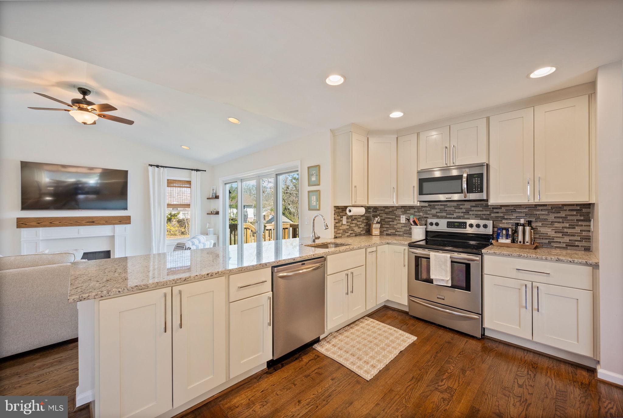 6 Pickett Road Lutherville-Timonium, MD 21093 - Photo 14 of 52