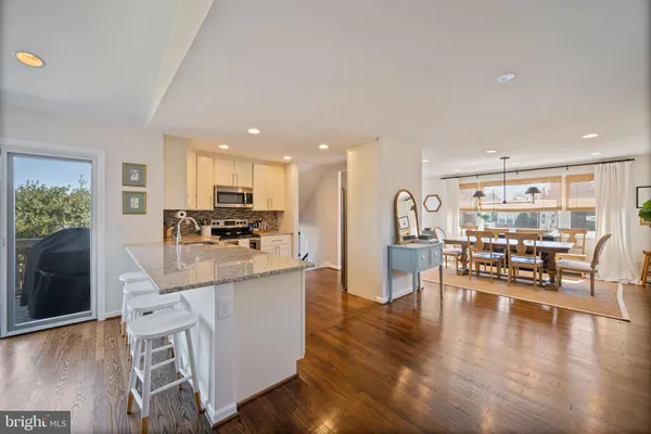 $515,000 | 6 Pickett Road, Lutherville-Timonium, MD 21093