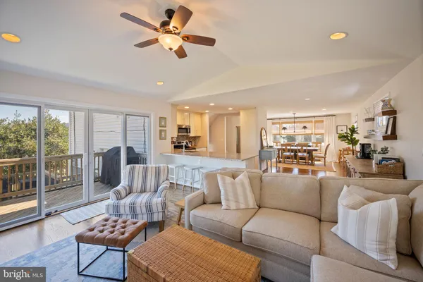 $515,000 | 6 Pickett Road, Lutherville-Timonium, MD 21093