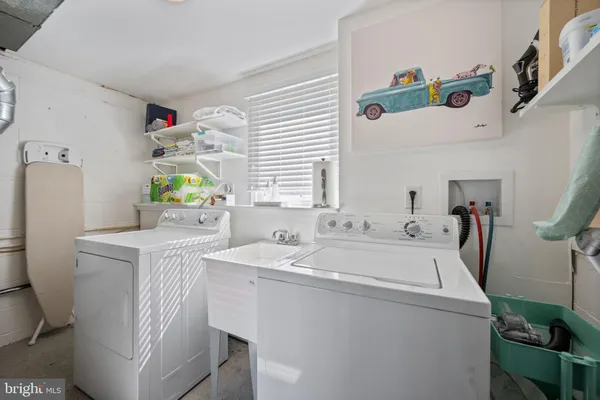 $515,000 | 6 Pickett Road, Lutherville-Timonium, MD 21093