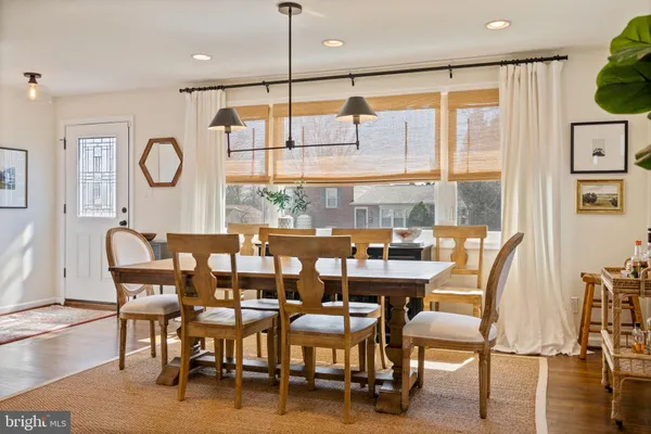 $515,000 | 6 Pickett Road, Lutherville-Timonium, MD 21093