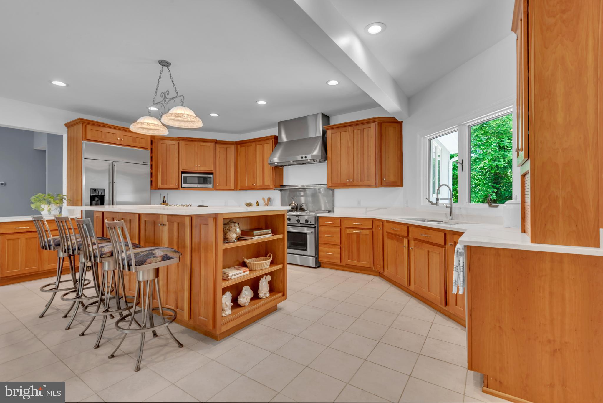 1603 Waters Ridge Court Arnold, MD 21012 - Photo 2 of 94 Kitchen with quartz countertops
