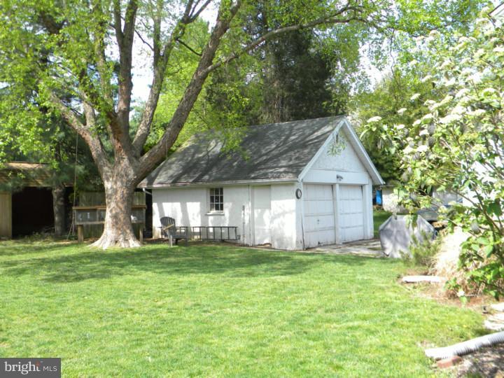 5 Melvin Road Phoenixville, PA 19460 - Photo 16 of 17 Garage
