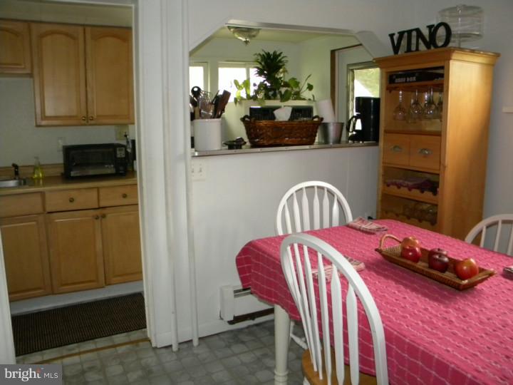 5 Melvin Road Phoenixville, PA 19460 - Photo 7 of 17 Kitchen