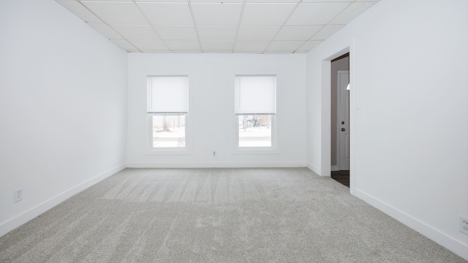 300 East South Street Atlanta, IL 61723 - Photo 22 of 69