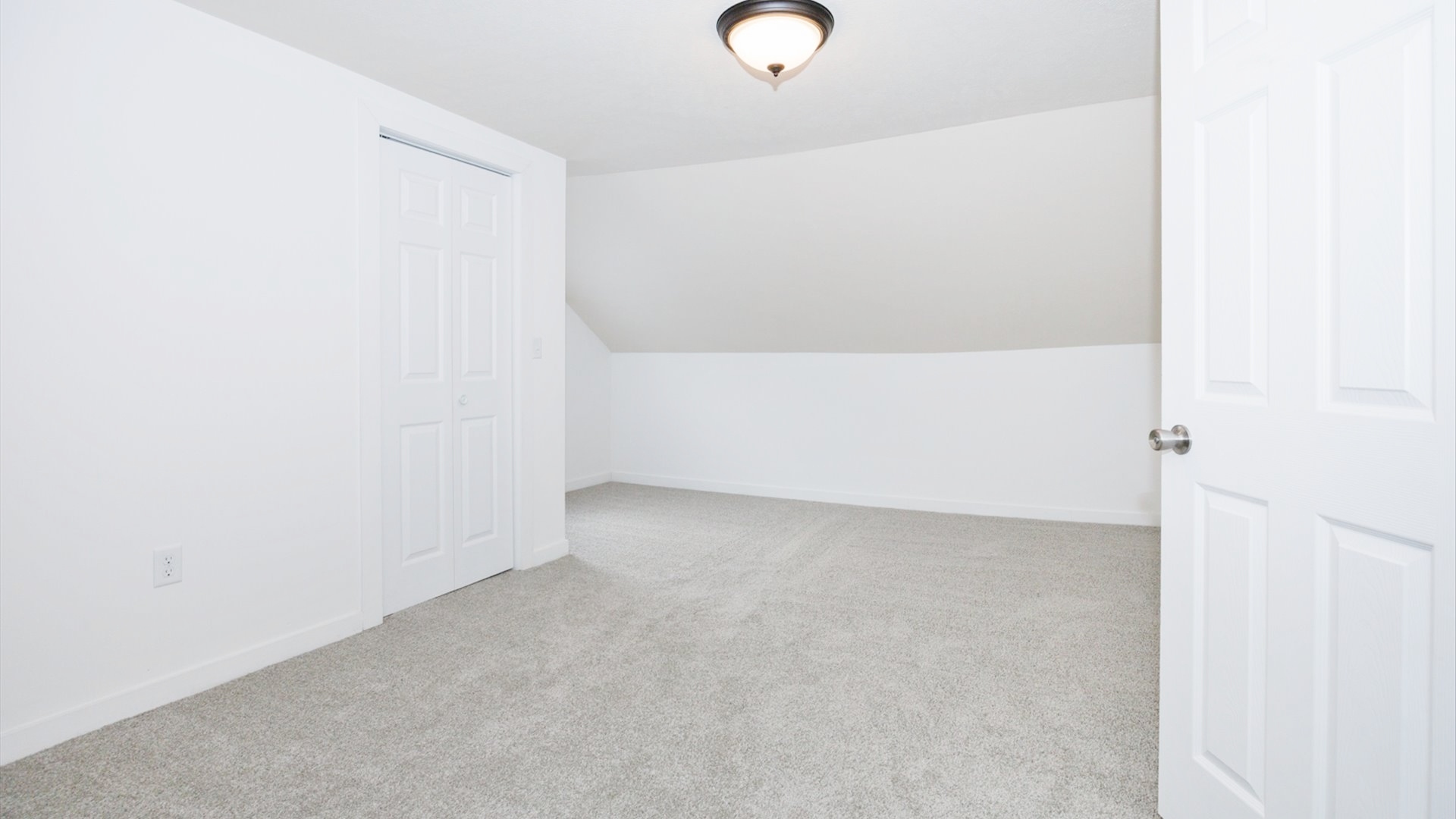 300 East South Street Atlanta, IL 61723 - Photo 42 of 69 a view of small space