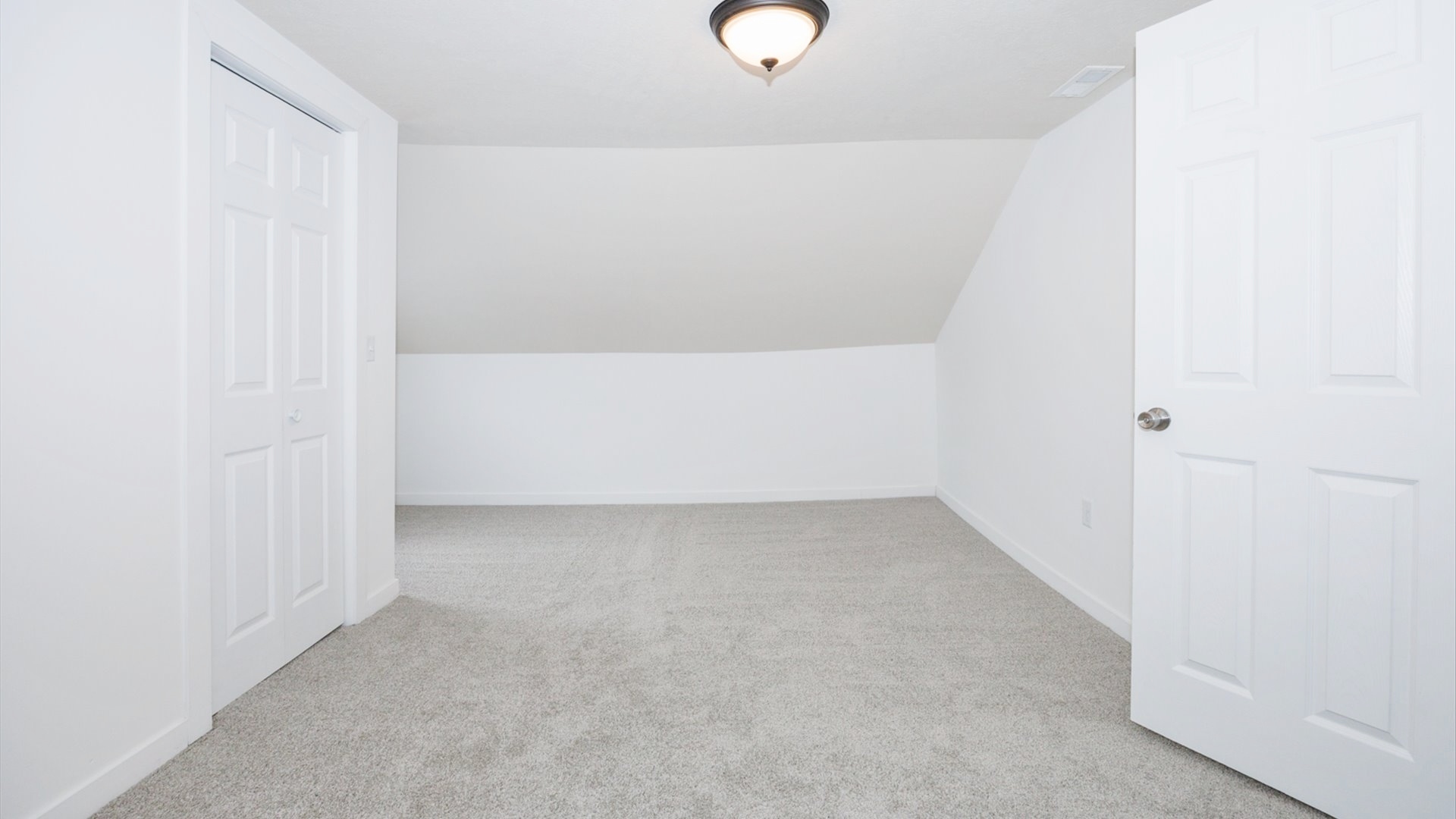 300 East South Street Atlanta, IL 61723 - Photo 43 of 69 a view of small space