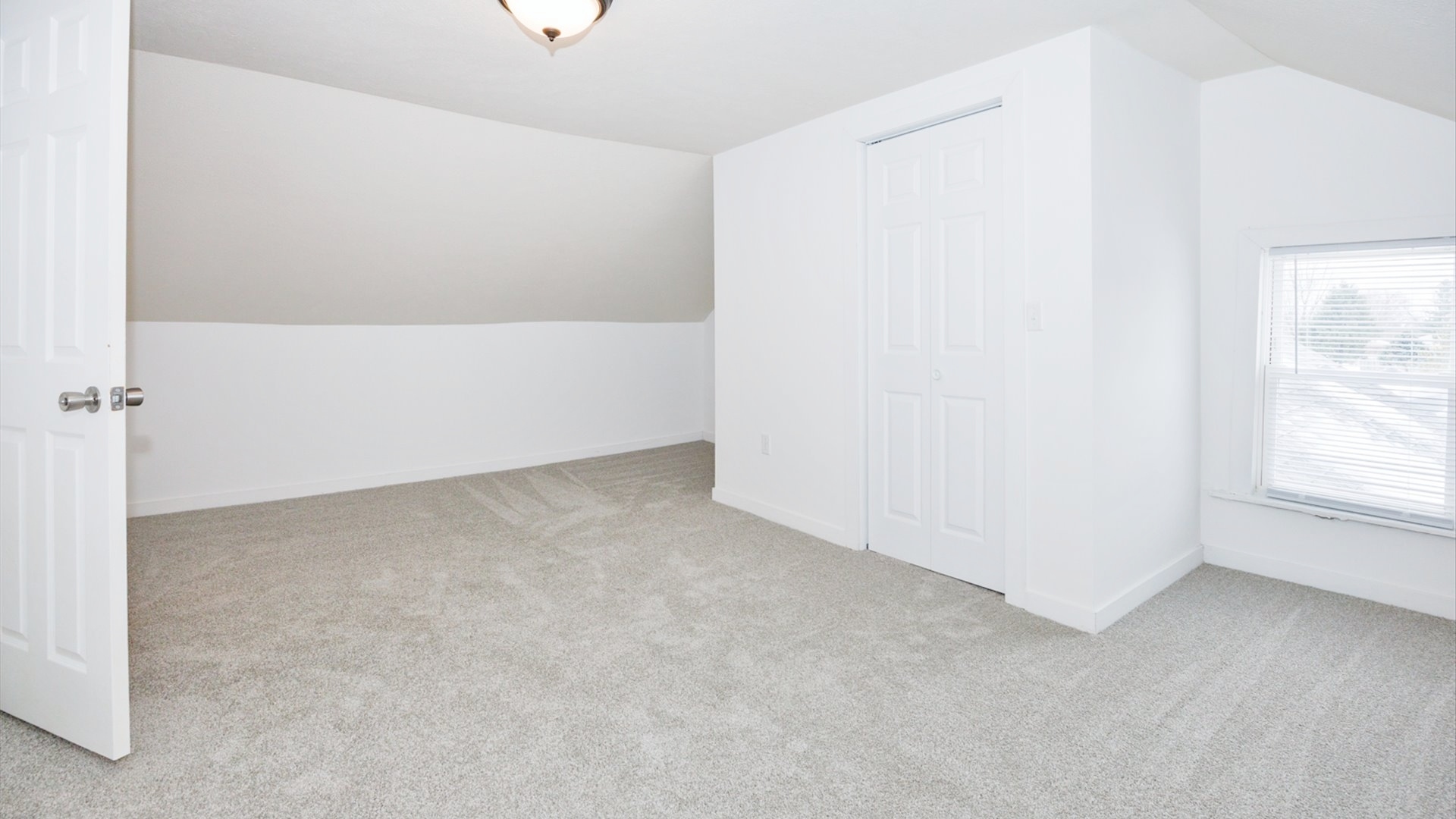 300 East South Street Atlanta, IL 61723 - Photo 44 of 69 a view of an empty room with a window
