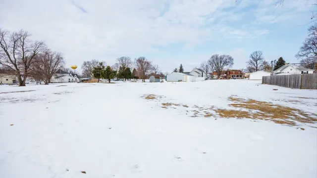 $249,900 | 300 East South Street, Atlanta, IL 61723