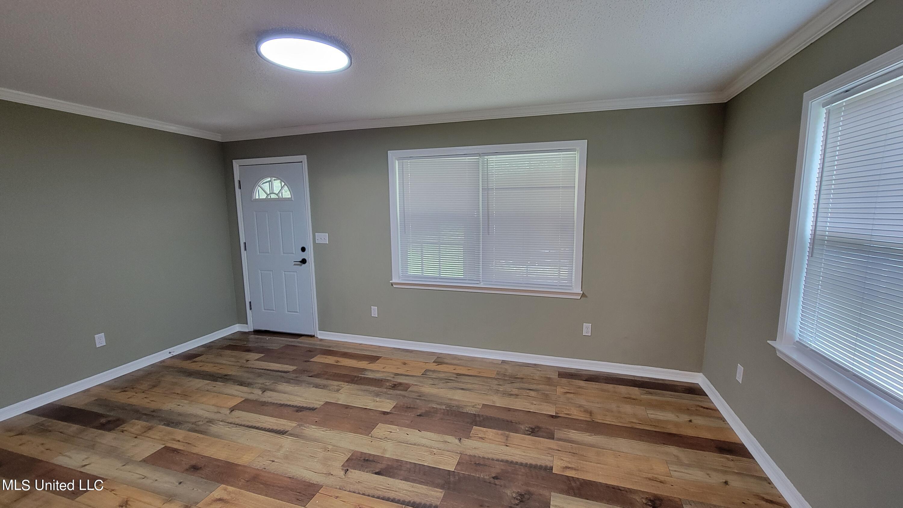 15301 Cable Bridge Road Gulfport, MS 39503 - Photo 6 of 20 20240712_124257