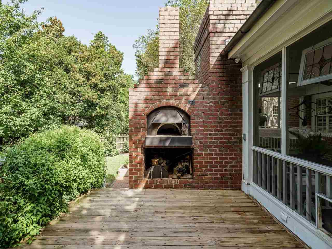 2322 Hales Road Raleigh, NC 27608 - Photo 26 of 30 Photo 26
