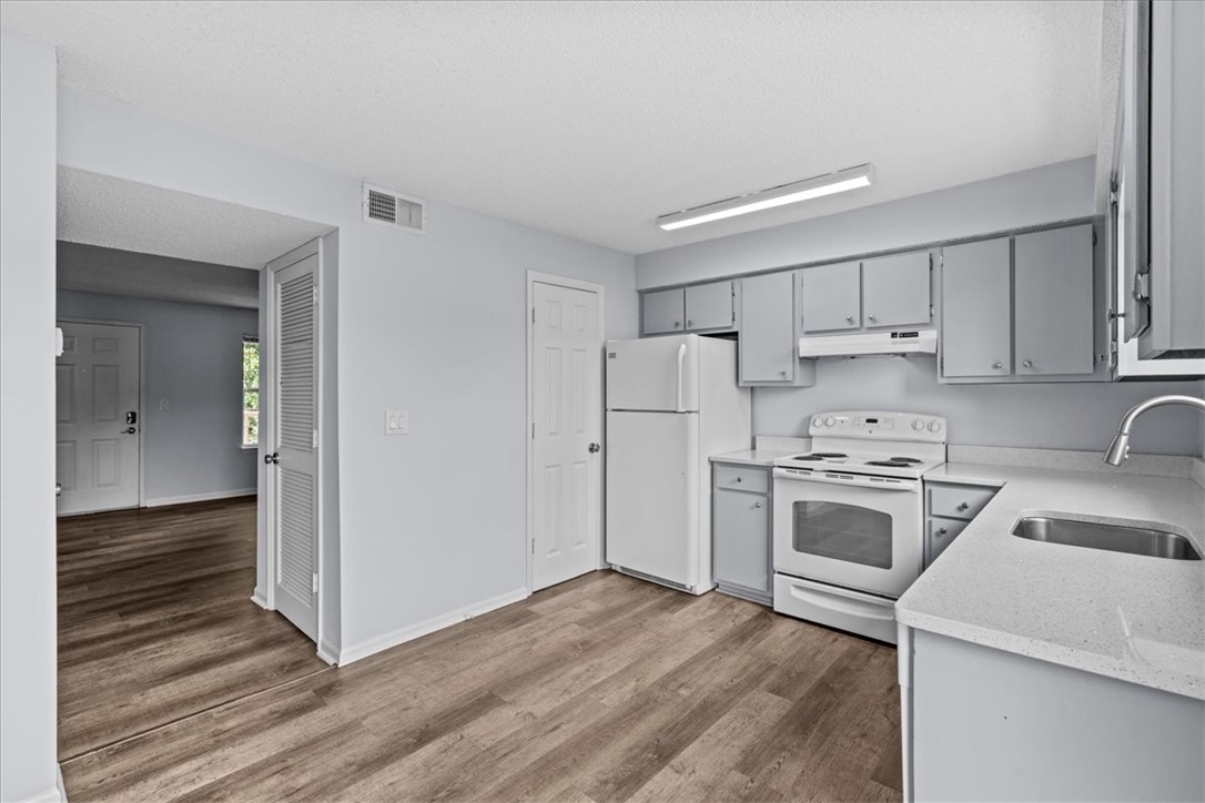 250 Elm Street, Unit 324 Clemson, SC 29631 - Photo 9 of 35