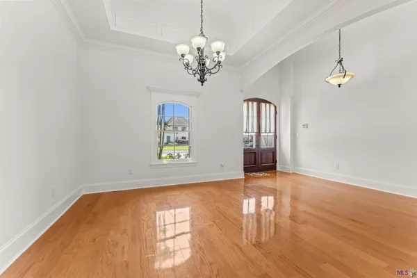 $495,000 | 35261 Beverly Hills Drive, Prairieville, LA 70769
