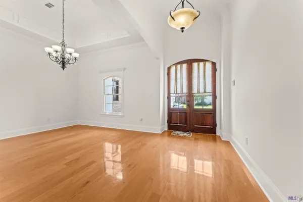 $495,000 | 35261 Beverly Hills Drive, Prairieville, LA 70769