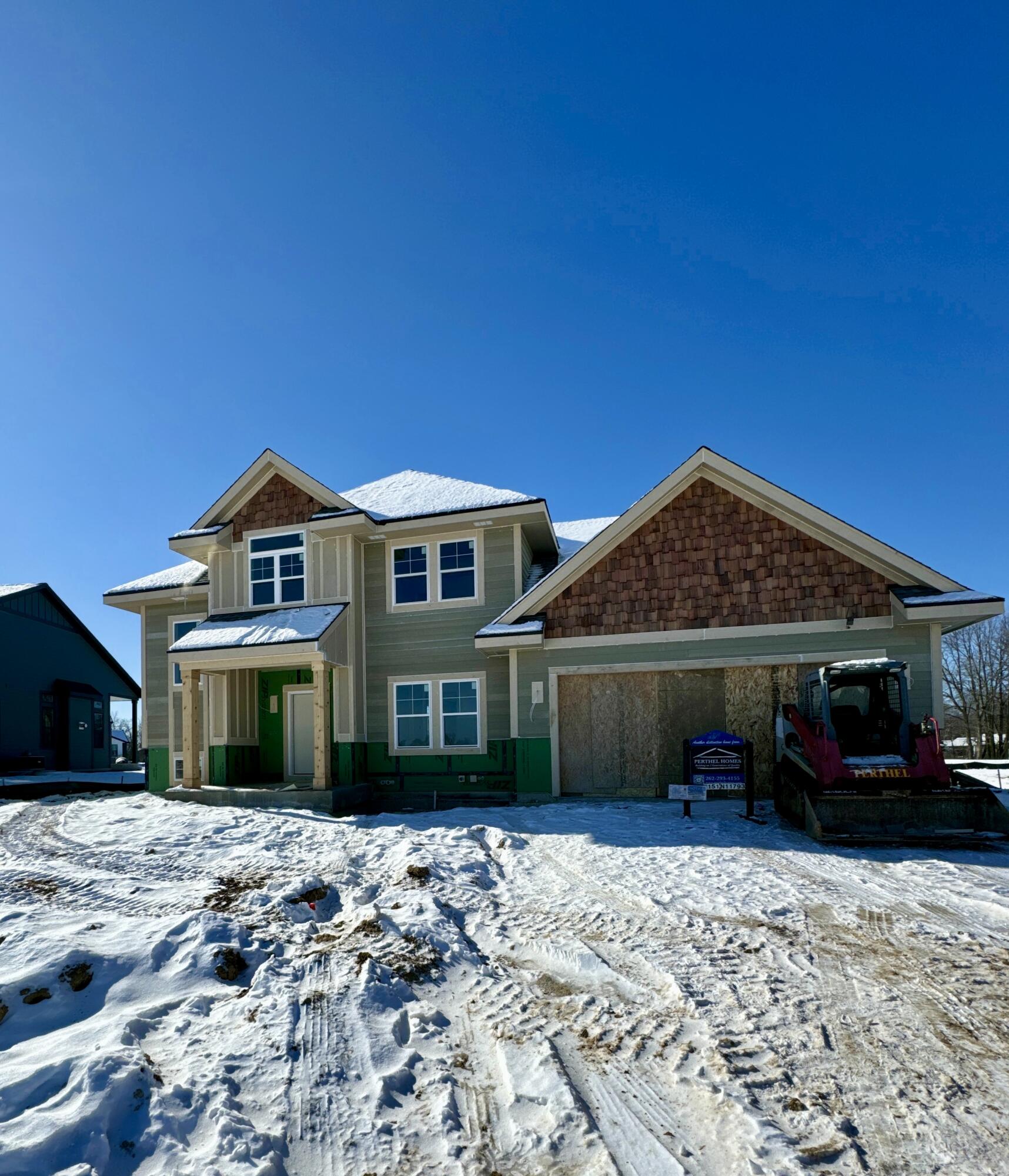W151-n11793 W151-n11793 Mistletoe Rd  