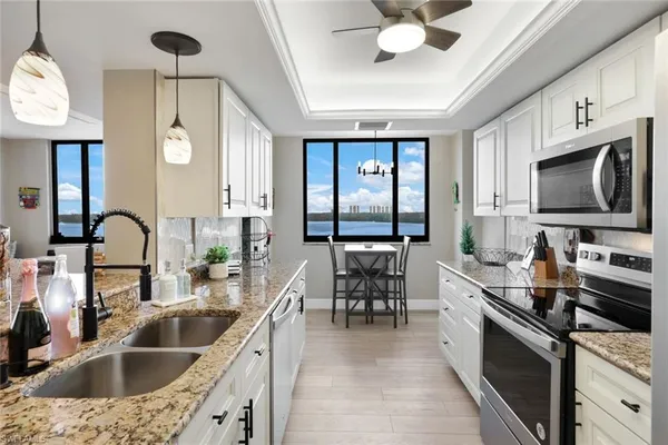 $699,000 | 17 Bluebill Avenue, Unit 206, Naples, FL 34108