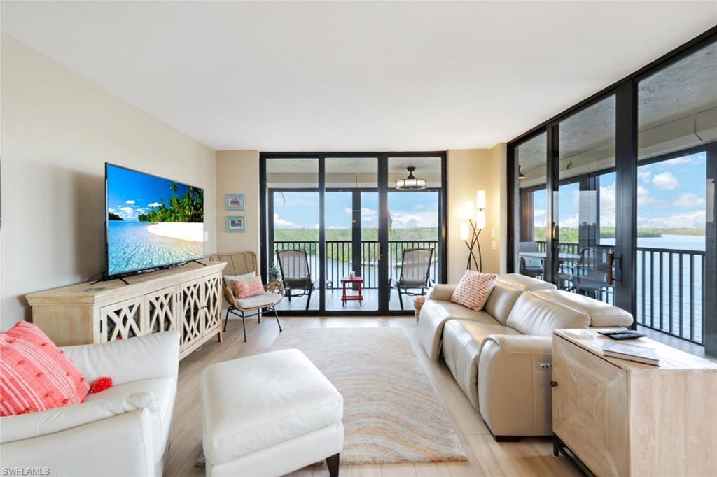 17 Bluebill Avenue, Unit 206 Naples, FL 34108 - Photo 9 of 30