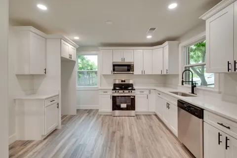 $549,900 | 2420 Pafford Drive, Nashville, TN 37206