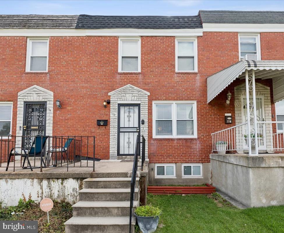 772 South Woodington Road Baltimore, MD 21229 - Photo 1 of 28 Gallery Image 1