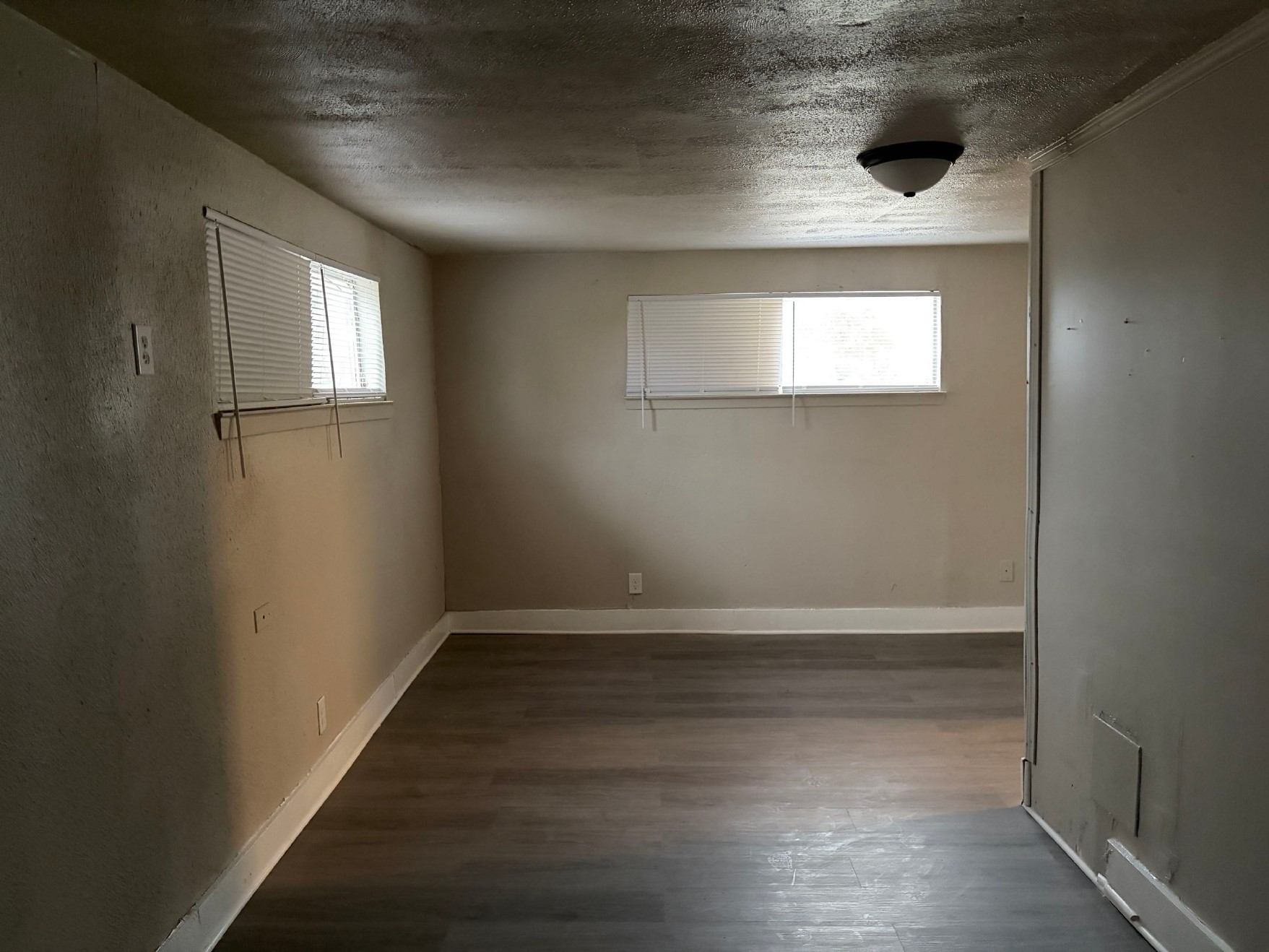 5322 Pershing Street Houston, TX 77033 - Photo 12 of 22