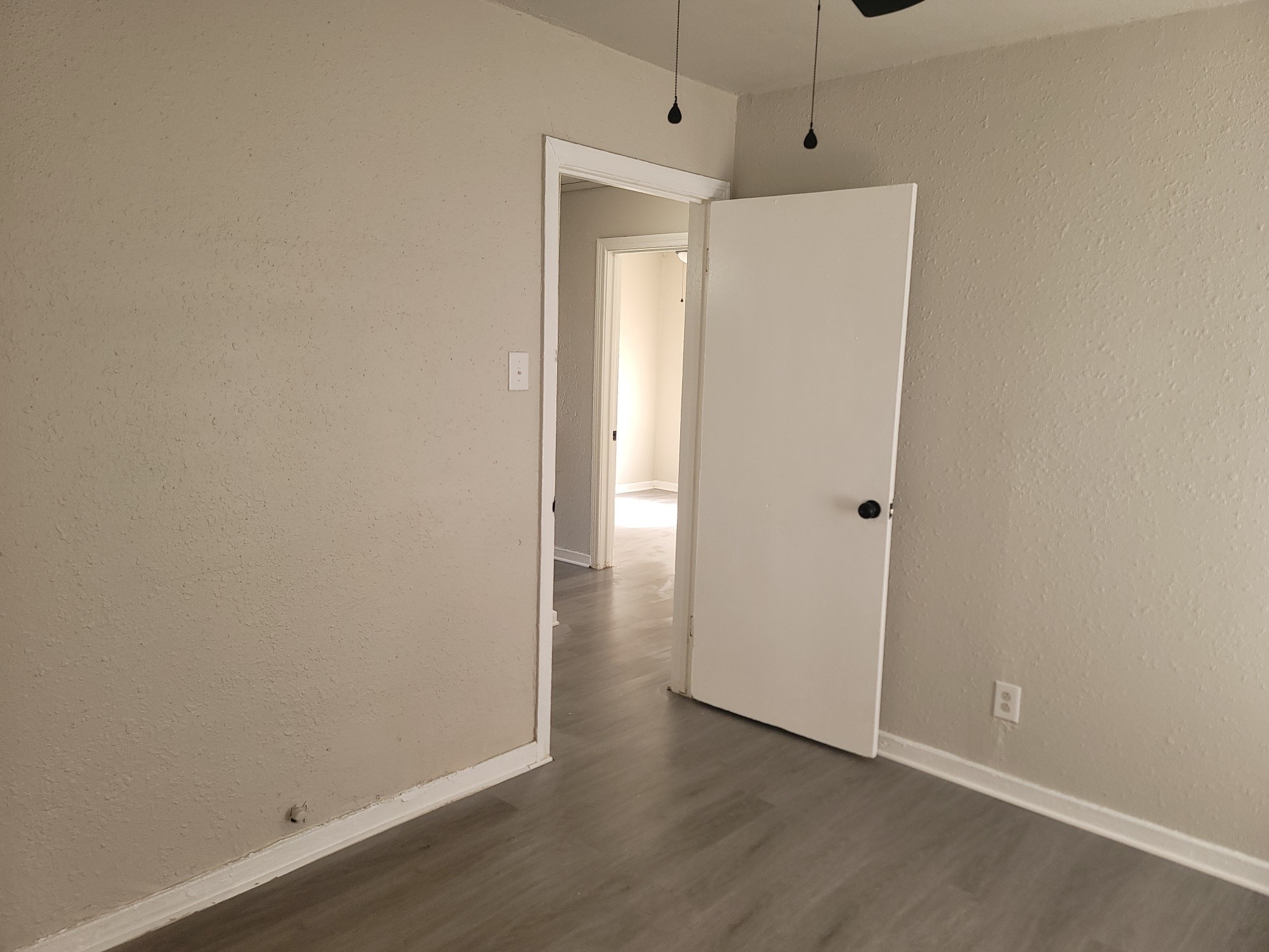 5322 Pershing Street Houston, TX 77033 - Photo 17 of 22