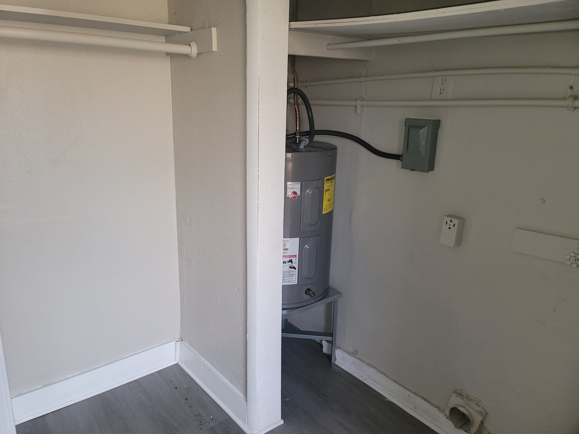 5322 Pershing Street Houston, TX 77033 - Photo 5 of 22