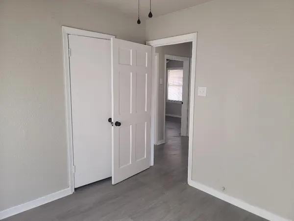 $1,600 | 5322 Pershing Street, Houston, TX 77033