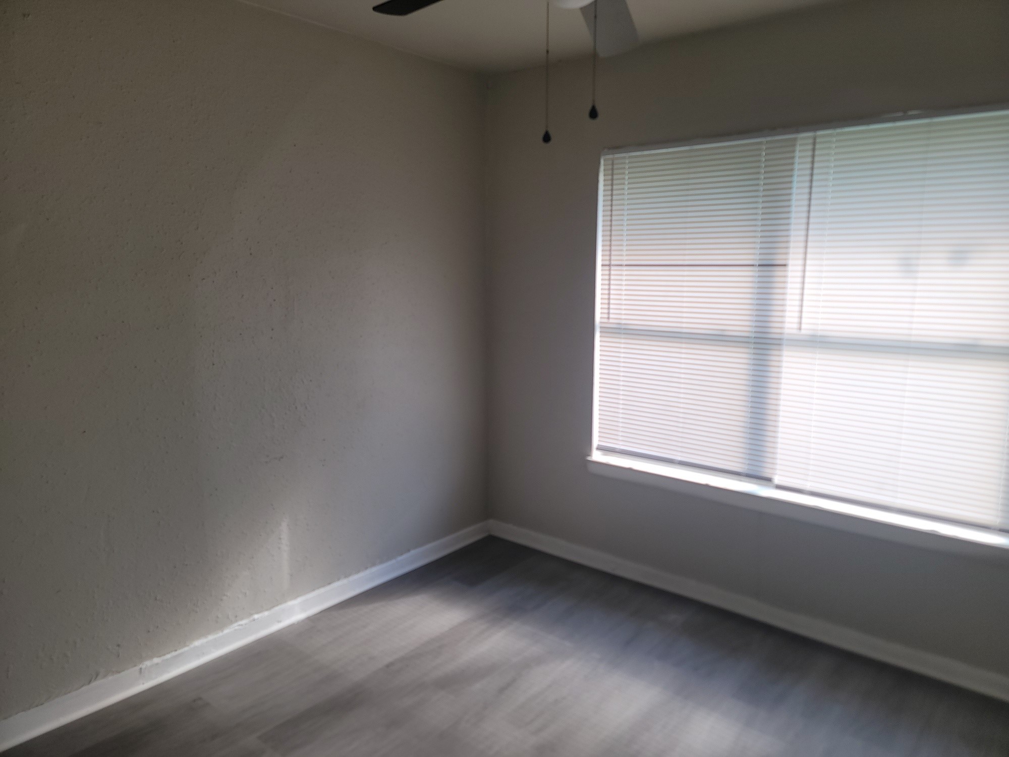 5322 Pershing Street Houston, TX 77033 - Photo 9 of 22