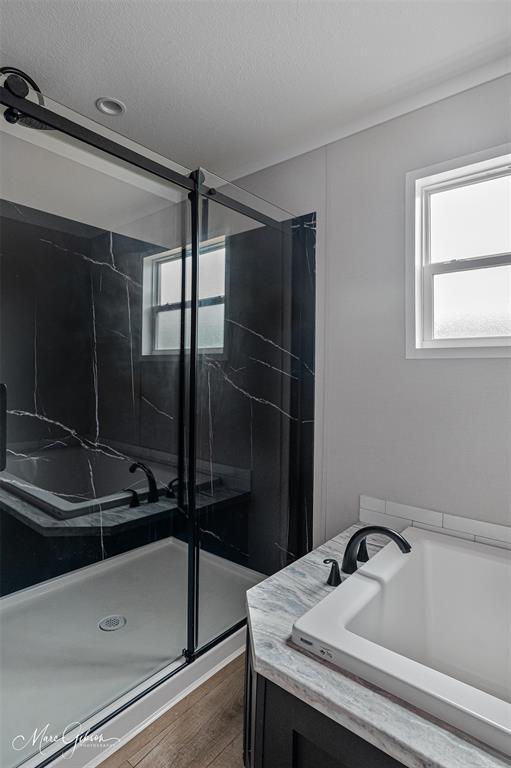 607 Nettleton Drive Princeton, LA 71067 - Photo 7 of 14 a bathroom with a sink and mirror