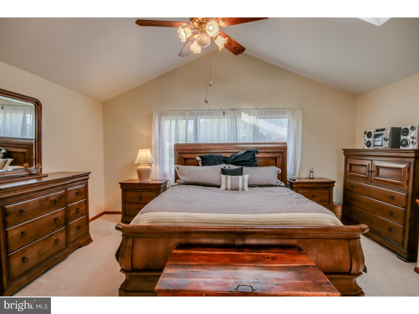 662 Paddock Road Southampton, PA 18966 - Photo 17 of 25 Master Bedroom