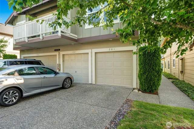 $420,000 | 4678 Wade Street, Unit 201, Bellingham, WA 98226