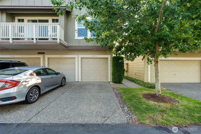 $420,000 | 4678 Wade Street, Unit 201, Bellingham, WA 98226