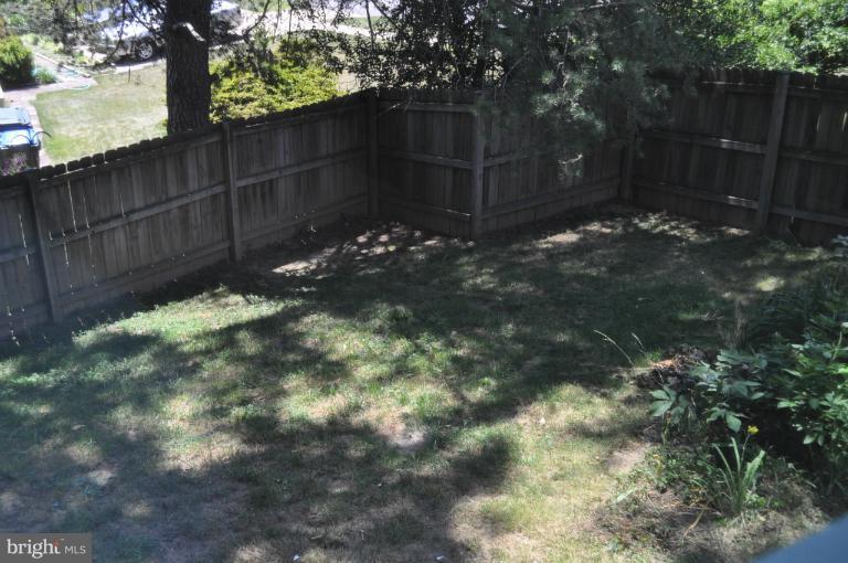 7845 Brompton Street Springfield, VA 22152 - Photo 13 of 21 Exterior (General)