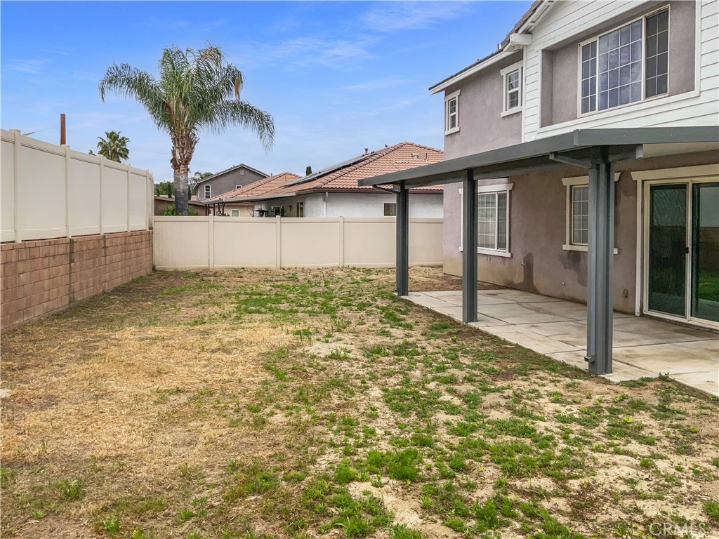 1966 Echo Road San Jacinto, CA 92582 - Photo 22 of 23 a view of a house with a yard