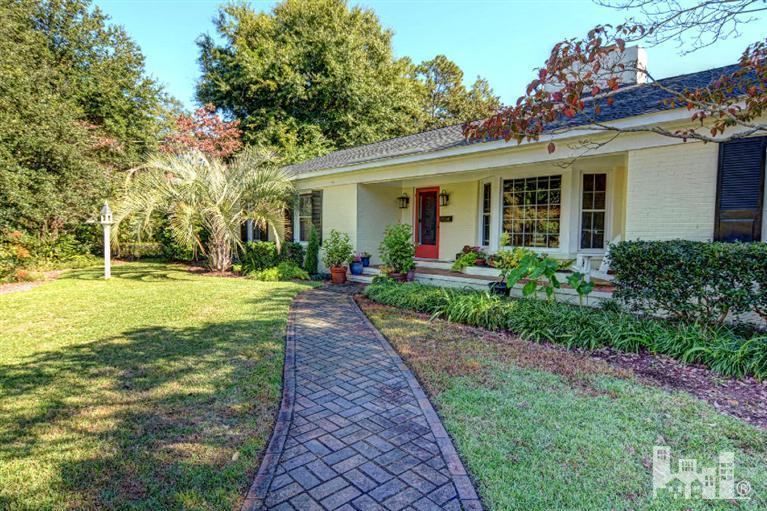 1605 Hawthorne Road Wilmington, NC 28403 - Photo 1 of 19 Primary Photo