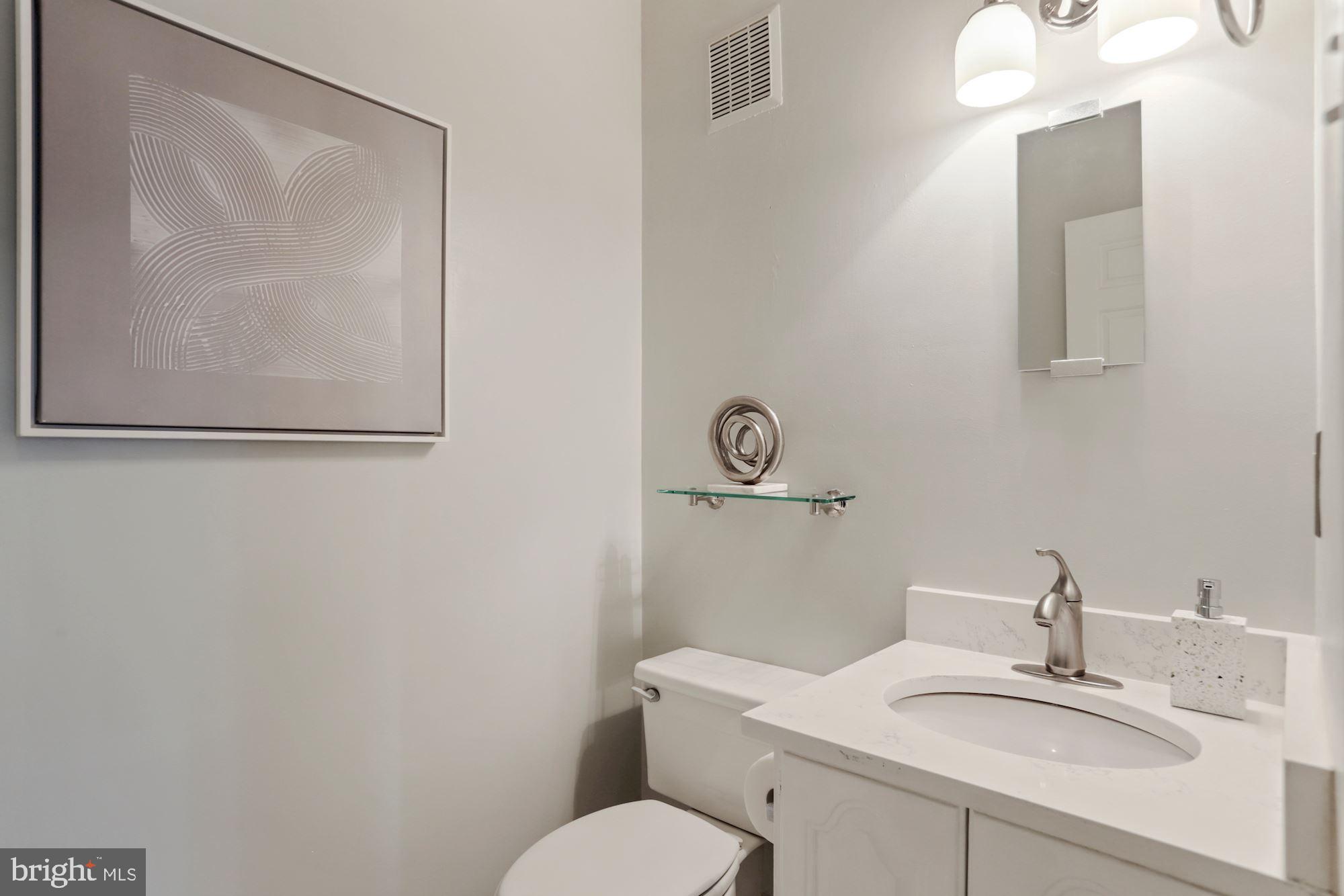 1648 Beekman Place Northwest, Unit D Washington, DC 20009 - Photo 22 of 37 Half Bath