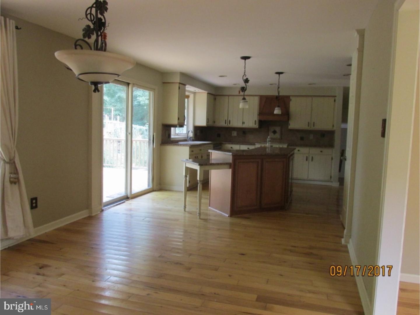 733 North Stanwick Road Moorestown, NJ 08057 - Photo 3 of 23